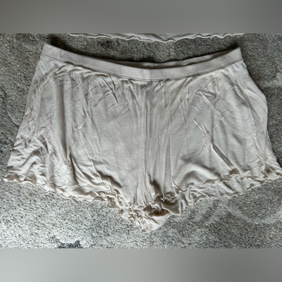 VERO MODA Kelly 2-Piece Pyjama Set - Picture 4 of 8